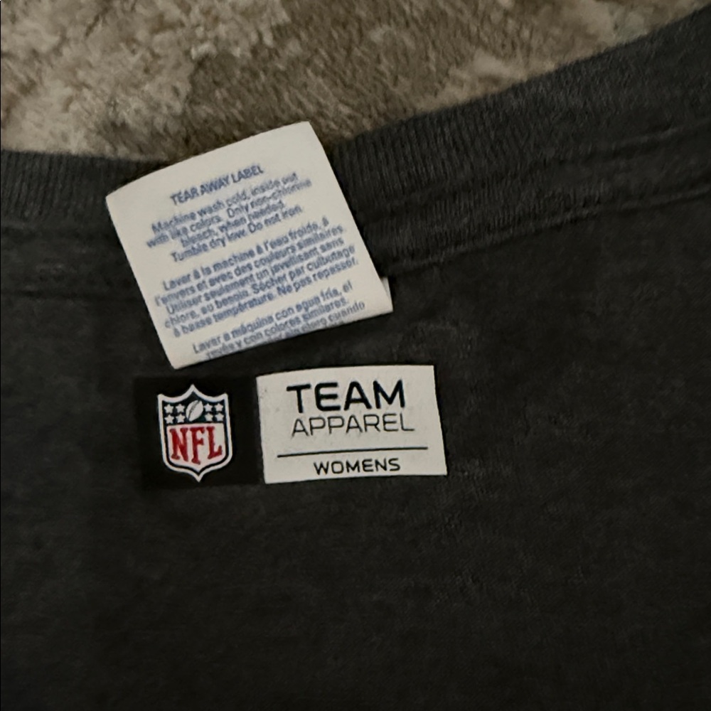 PITTSBURGH STEELERS NFL Team Apparel Women's Dark Gray Shirt Medium- NWOT - Picture 3 of 3
